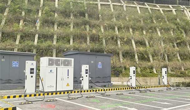 宜昌首批全液冷超充站投入運營，鴻嘉利助力高質(zhì)量充電基礎(chǔ)設(shè)施建設(shè)(圖3)